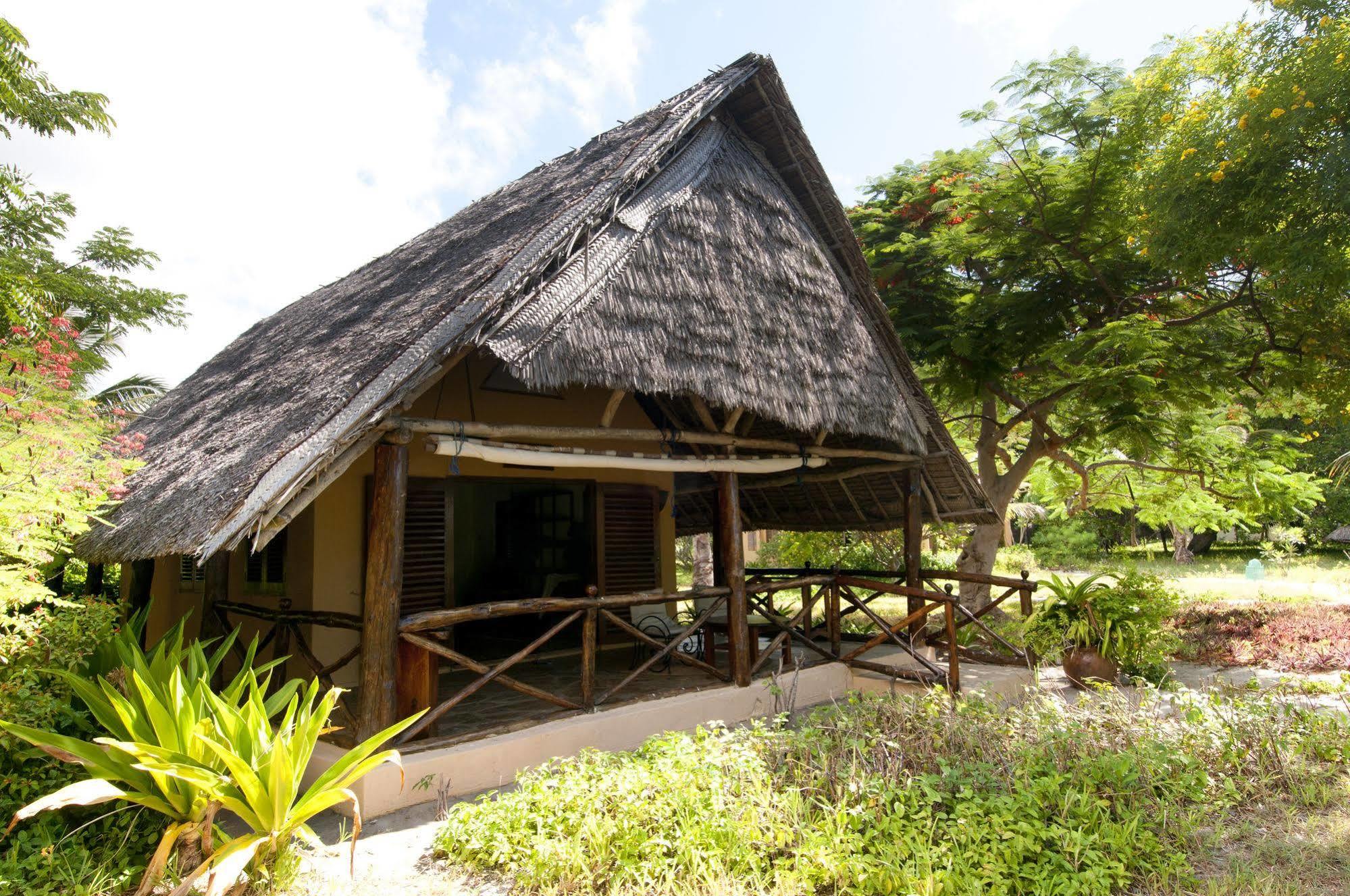 Kinasi Lodge Utende Eksteriør bilde