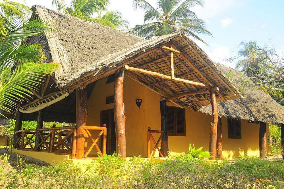 Kinasi Lodge Utende Eksteriør bilde