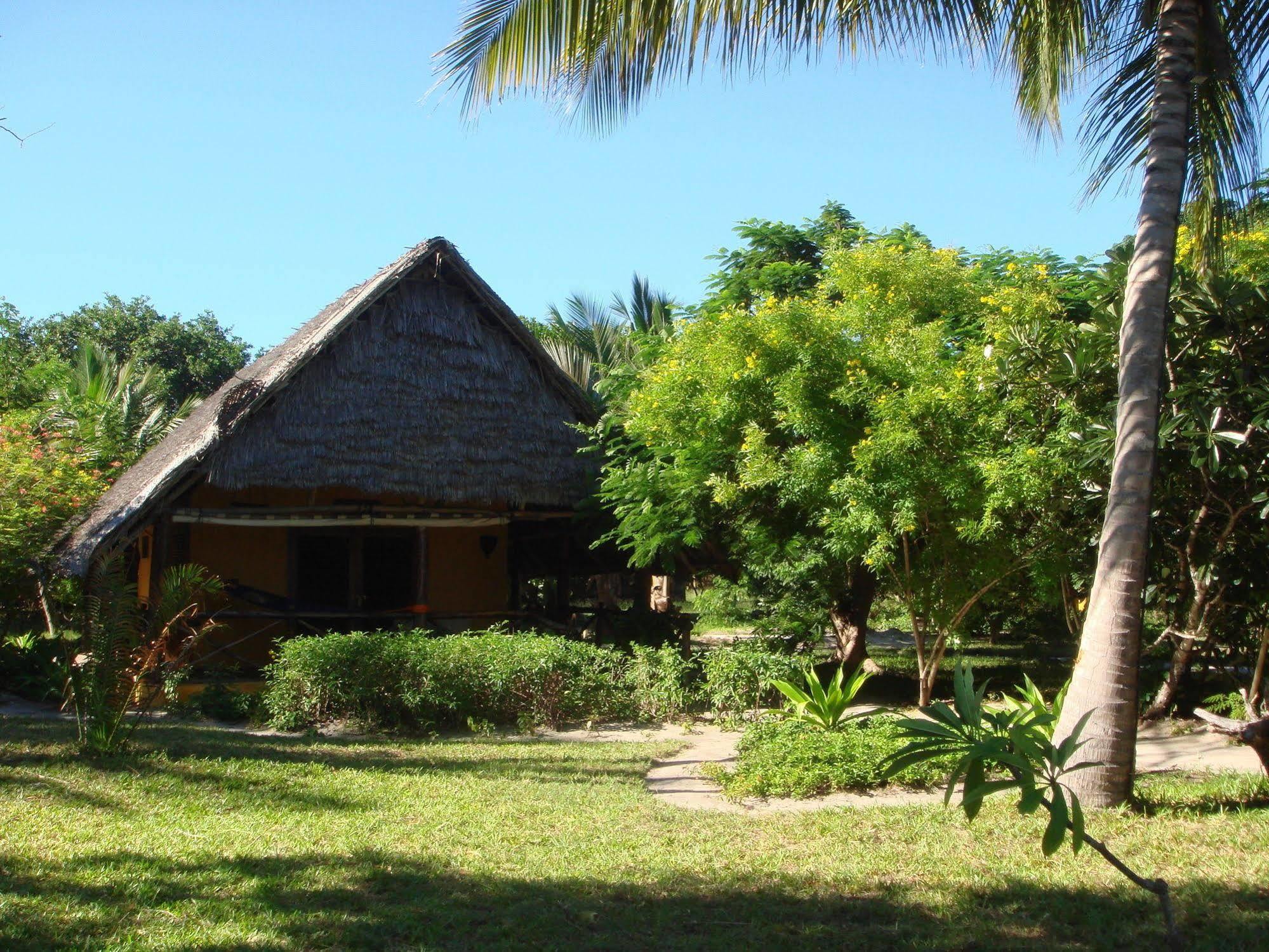 Kinasi Lodge Utende Eksteriør bilde